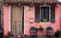 Airbnb Vs Boutique Hotels Italy Families: Airbnb vs. Boutique Hotels for Families in Italy (2026)